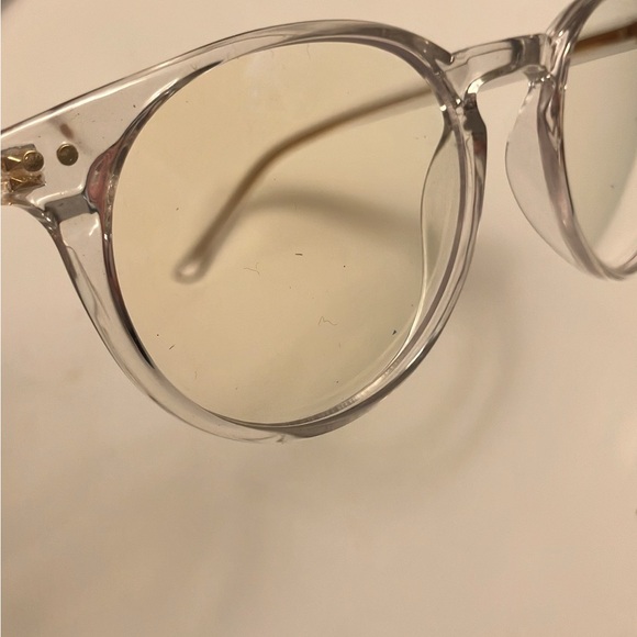 Unisex Blue light glasses. Clear and gold - Picture 2 of 9